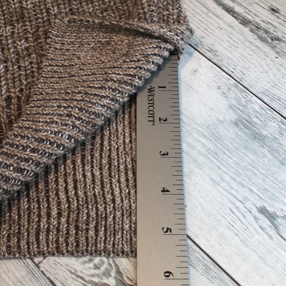 Ellen Tracy Roll Neck Knit Sweater Medium - Picture 7 of 9